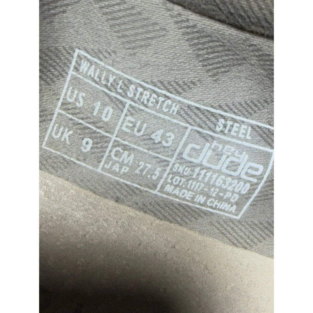 Hey Dude Wally Men Size 10 Grey Slip On Lightweight Shoe Comfort Sneaker